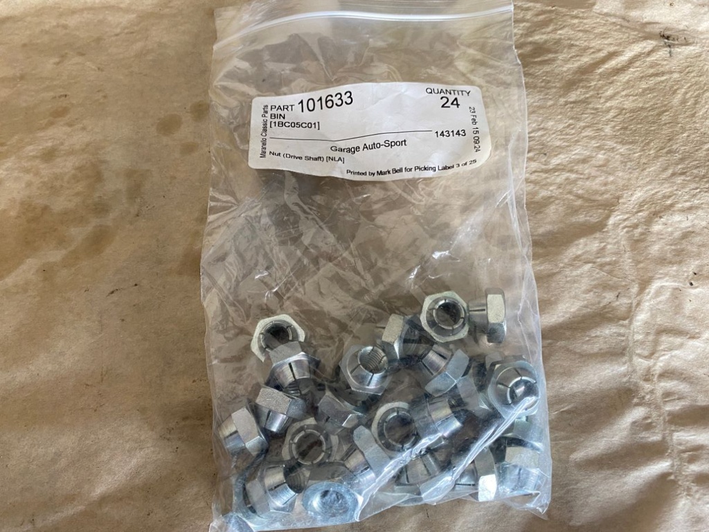 Contre-écrou d'arbre de transmission 