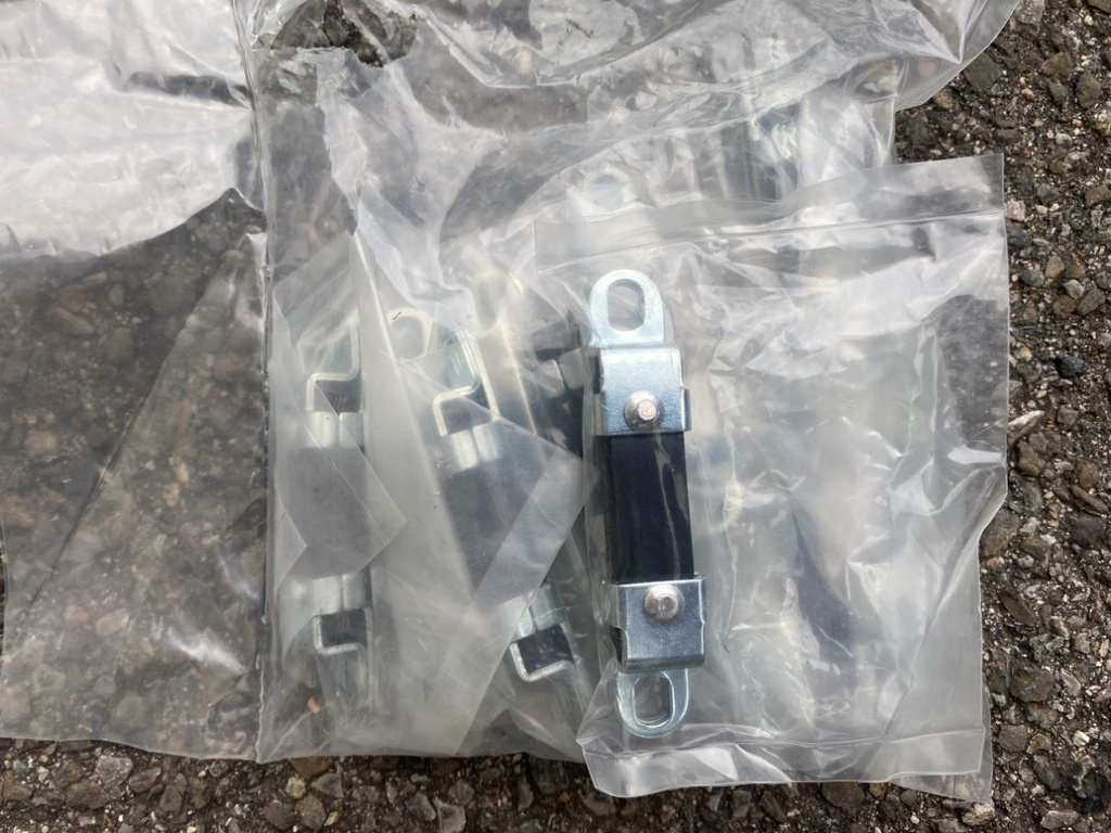 Support d'échappement de sangle (type rivet s/acier) 