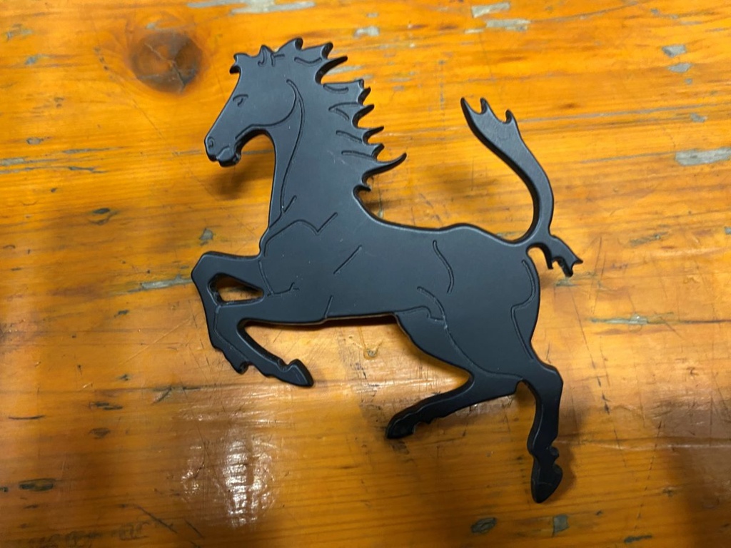 MOTIF CHEVAL CABRÉ NOIR