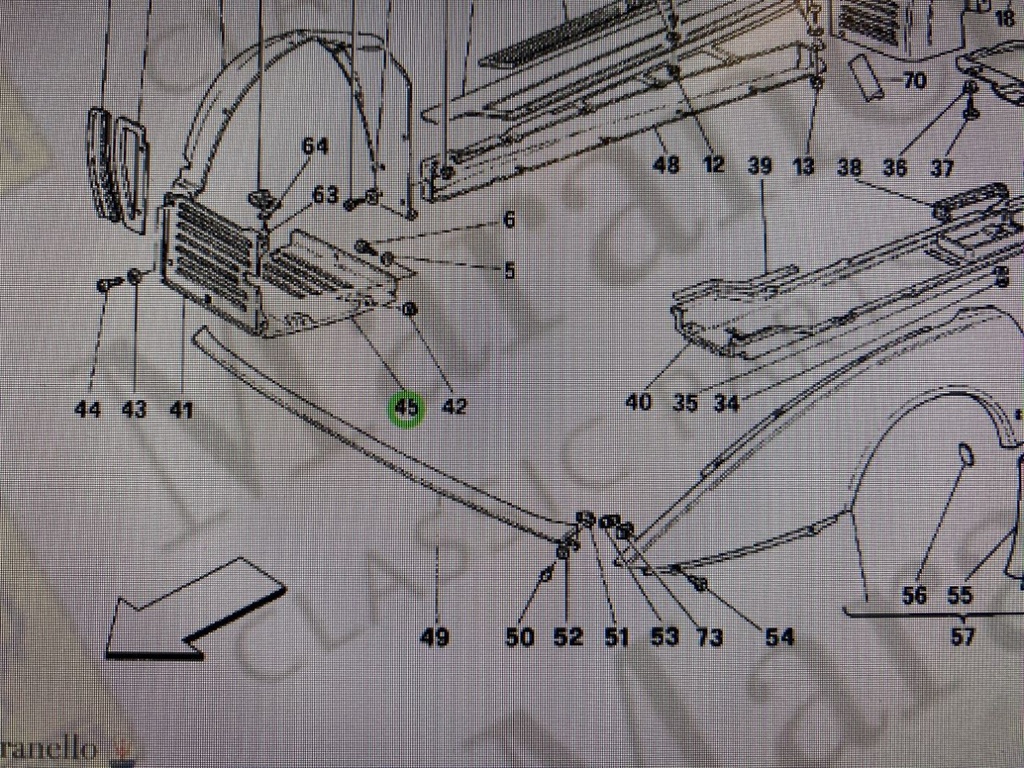 Grille Bouclier pare-gravier inférieur RH