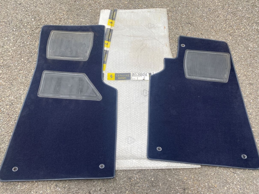 Set de tapis bleu d'origine