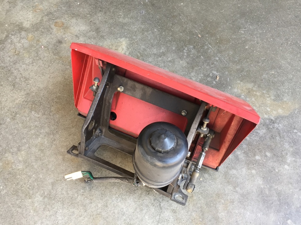 Boîtier et phare avant droite complet ) 