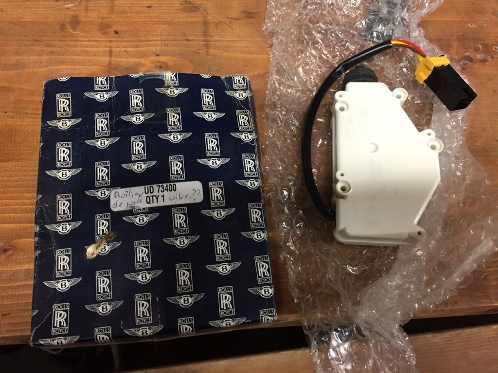 Front Door Locking Mechanism