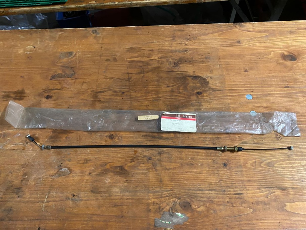 Câble d'accélérateur