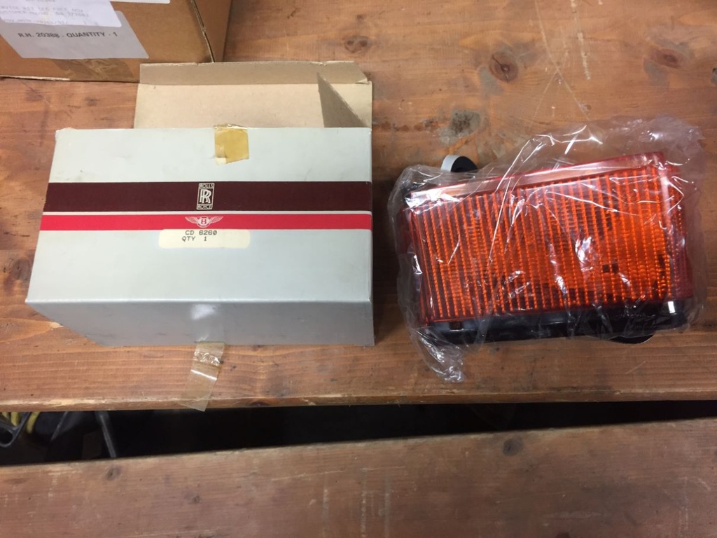 Verre indicateur de l'aile ARR droite