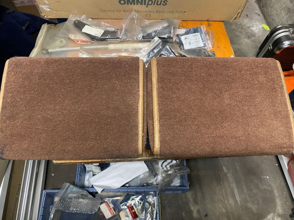 Repose pied pour l'arrière du véhicule