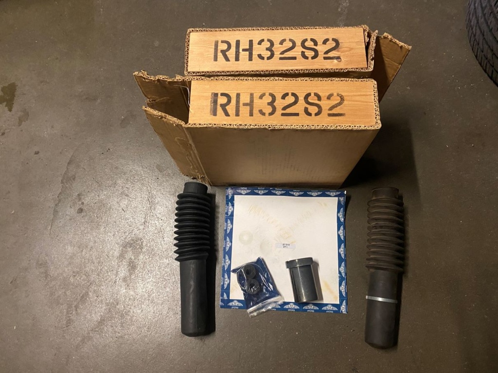 Kit pièces d'amortisseur avant