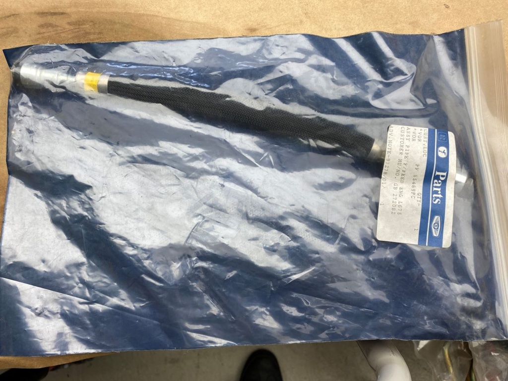 Assemblage tuyau d'alimentation carburant