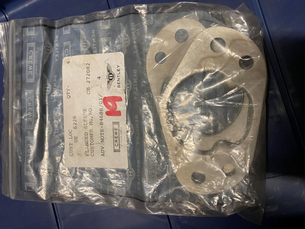 Manchon à bride conduit d'admission au carburateur 