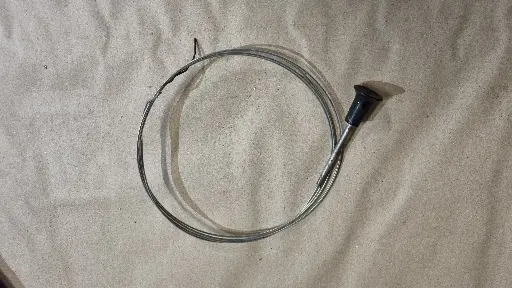 Kabel zum Öffnen der Tankklappe