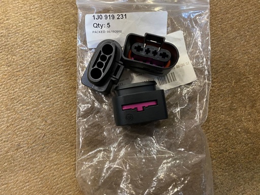 CONNECTEUR HSG 4 VOIES 