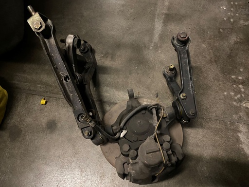 Levier inférieur & supérieur de suspension avant droite+ étrier complet 