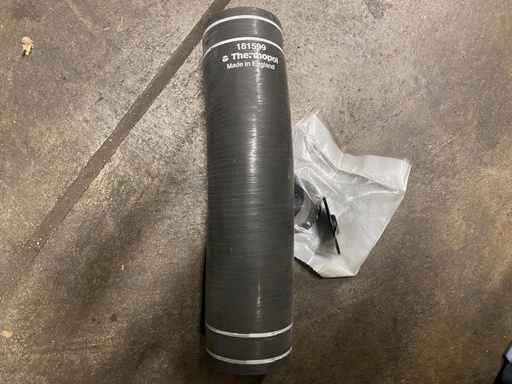 Tuyau d'eau sous collecteur d'admission