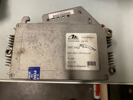  UNITÉ DE COMMANDE/MODULE ABS 