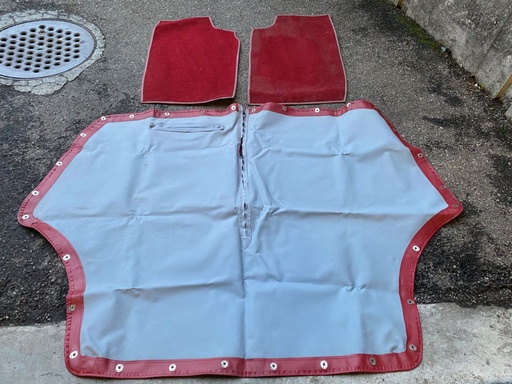  Couvre tonneau vinyle bordeaux + 2 tapis Av