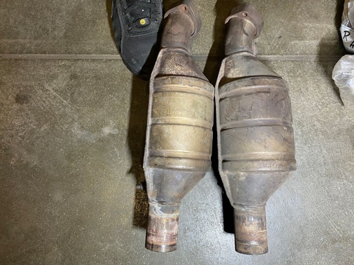 Catalyseurs d'occasion L.H. CATALYST - R.H. CATALYST 