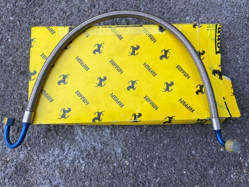 Tuyau de carburant gauche 
