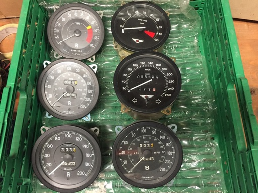  Compteur km & Compte tours ( vendu à la pièce ) 