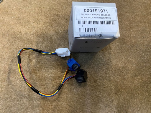 Bouton d'ouverture de la boîte à gants