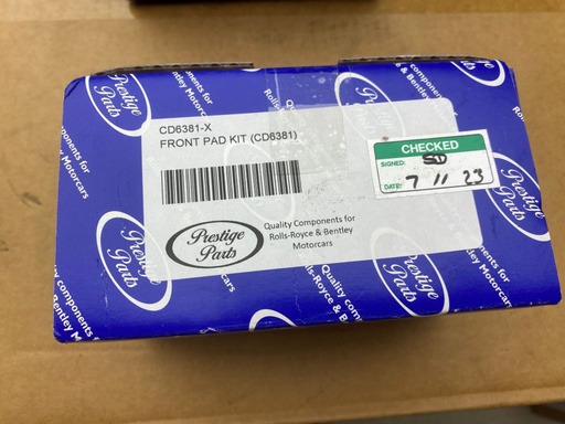 Plaquettes de frein Avant Ferodo authentiques avec goupilles, ressorts et clips de rechange.