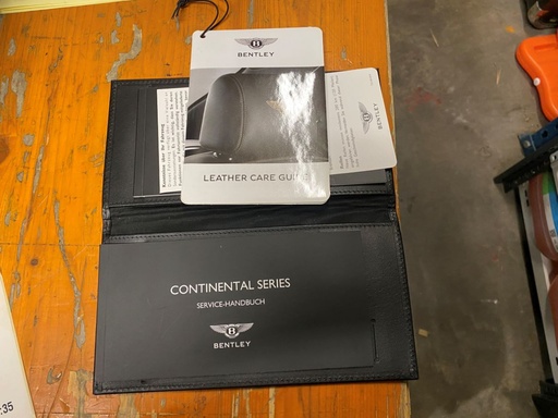 Portefeuille de véhicule Continental serie