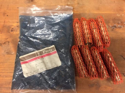 Guide de soupape d'échappement 