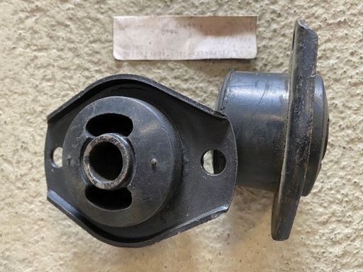 Support en caoutchouc triangle supérieur l'arrière du sous-cadre 