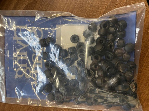 Couvercle anti-poussière en caoutchouc pour les mamelons de purge. 