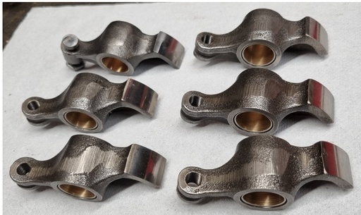 [917.004.001.00003] Culbuteurs (jeu de 6) - restaurés